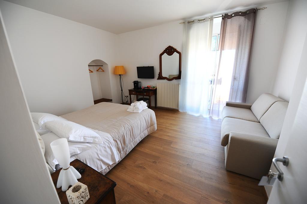 מטרה Vista Sui Sassi Guest House מראה חיצוני תמונה